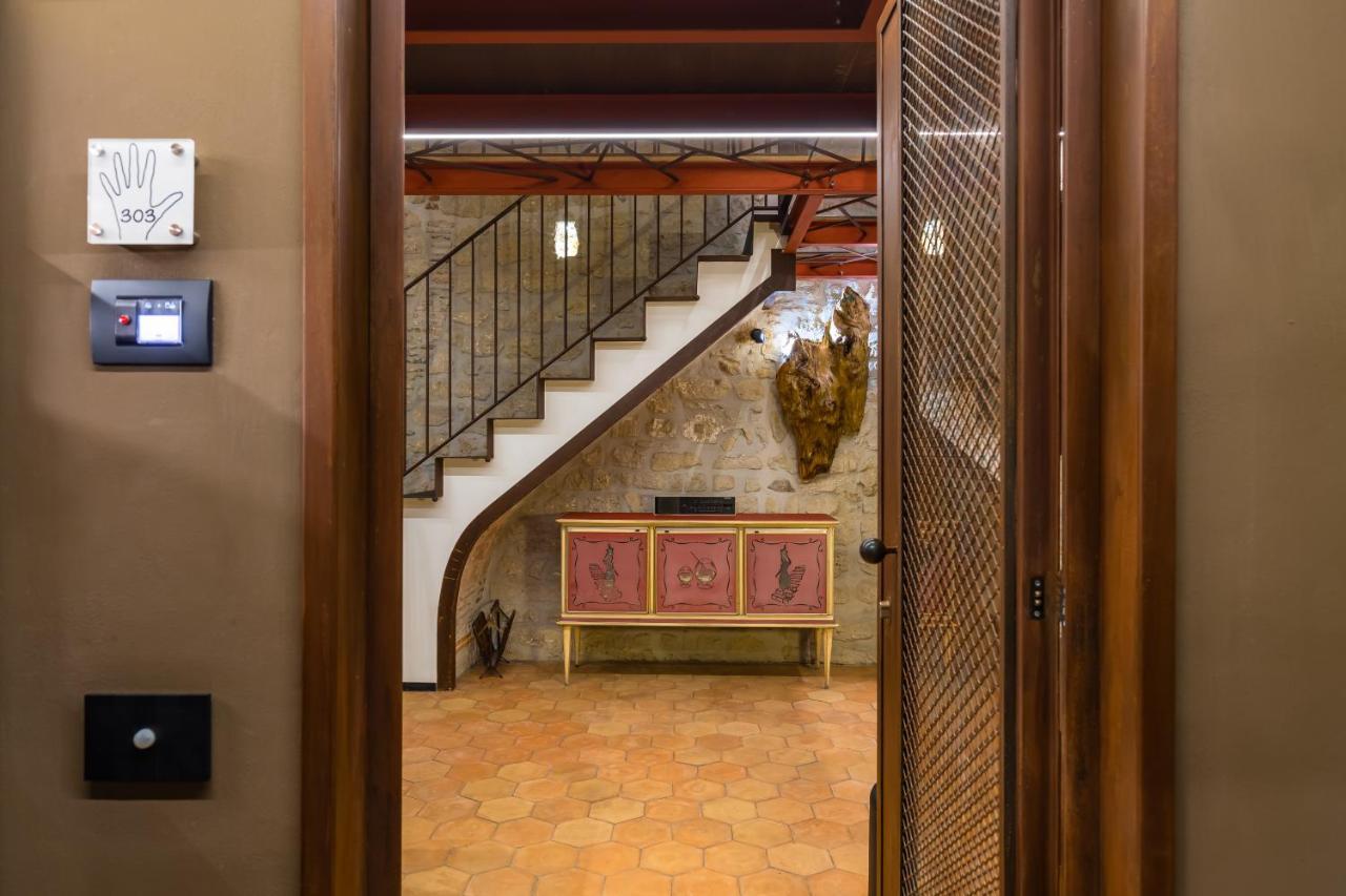 Palazzo Residenza Madre By Dimorra Hotel เนเปิลส์ ภายนอก รูปภาพ